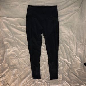 Black Lululemon leggings